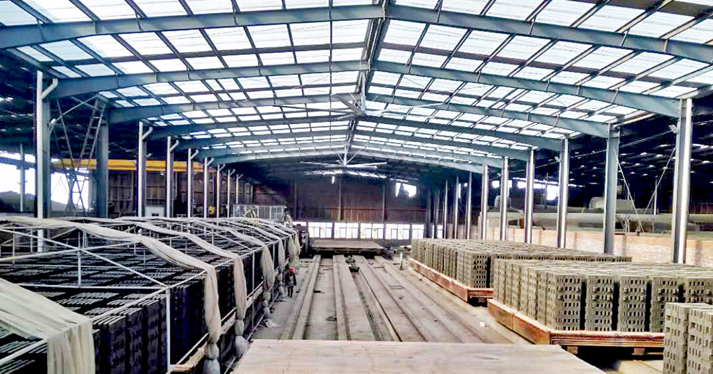 山東磚瓦生產(chǎn)廠工業(yè)大風(fēng)扇促進生產(chǎn)效率